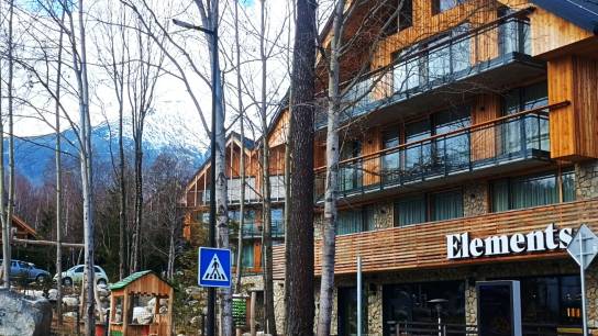 Tatranská Lomnica, Hotel Element, osvetlenie okolia hotela