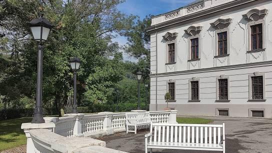 Považská Bystrica, Orlové, Gino Park Palace, osvetlenie parku
