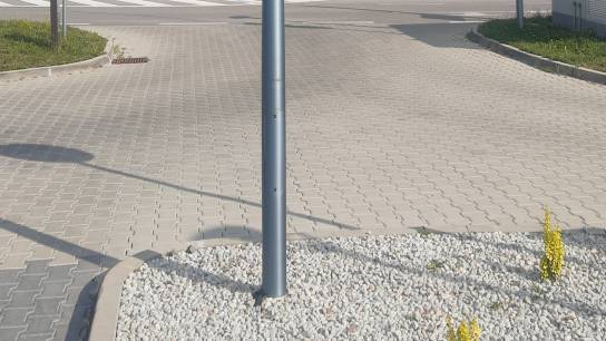 Liptovský Mikuláš, Kamenné pole, Burger King, osvetlenie okolia