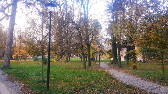 Jablonica, kaštieľ, osvetlenie parku