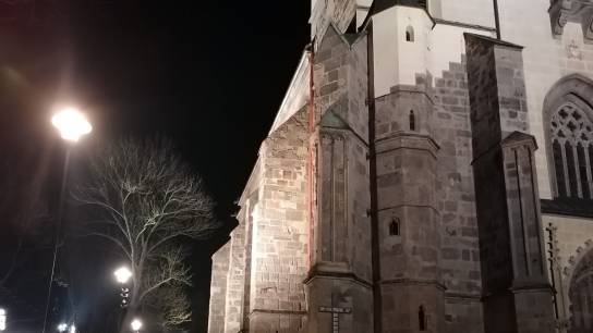 Hronský Beňadik, benediktínsky kláštor, vonkajšie osvetlenie