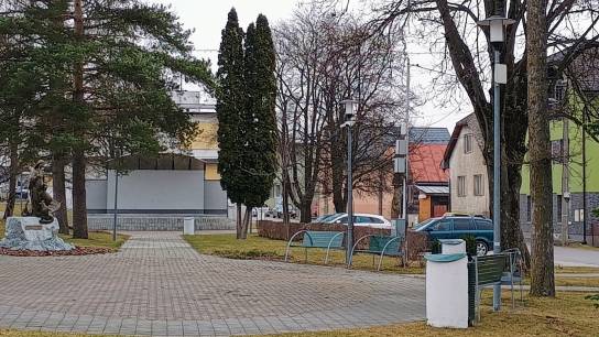 Liesek, výmena svietidiel v parku, revitalizačné opatrenia