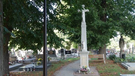 Bohdanovce nad trnavou, osvetlenie cintorína